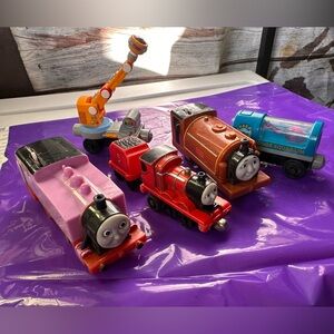 Colorful Train Set for Kids, Thomas the Train, Die Cast and Wood